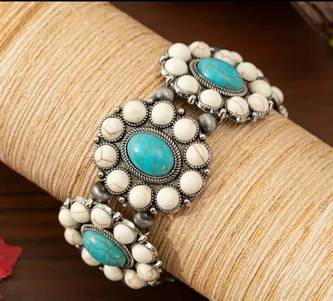 Turquoise Western Beaded Stretch Bracelet