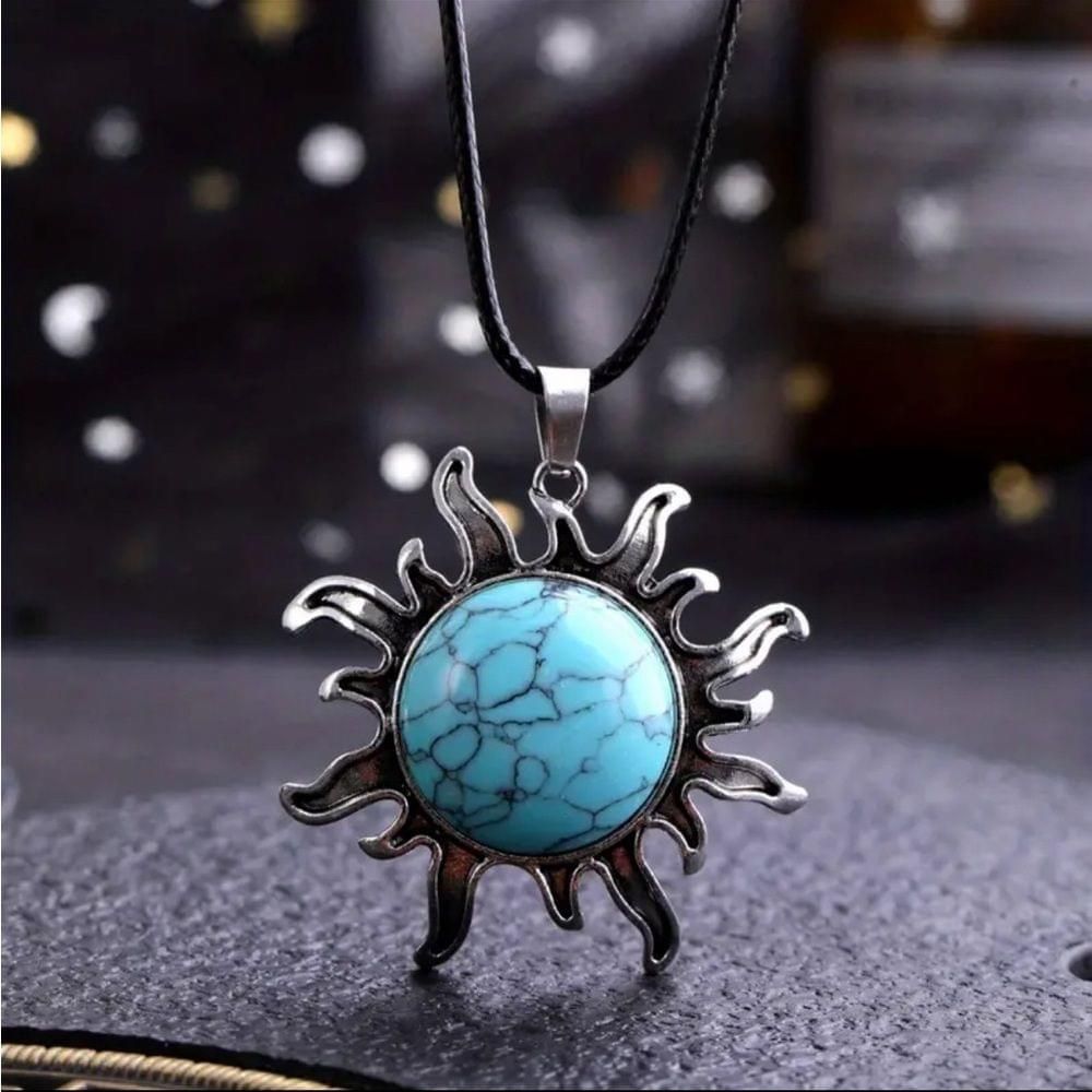 Turquoise Natural Stone Crystal Sun Pendant Necklace