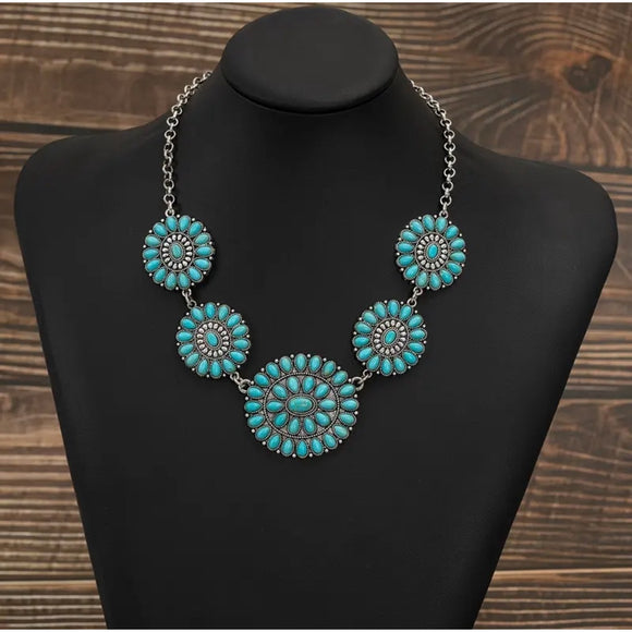 Western Country Cowgirl Southwestern Bohemian Style Teardrop Necklace