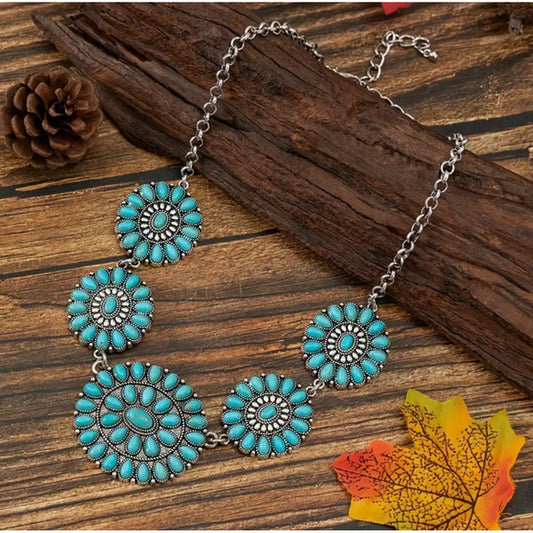 Western Country Cowgirl Southwestern Bohemian Style Teardrop Necklace