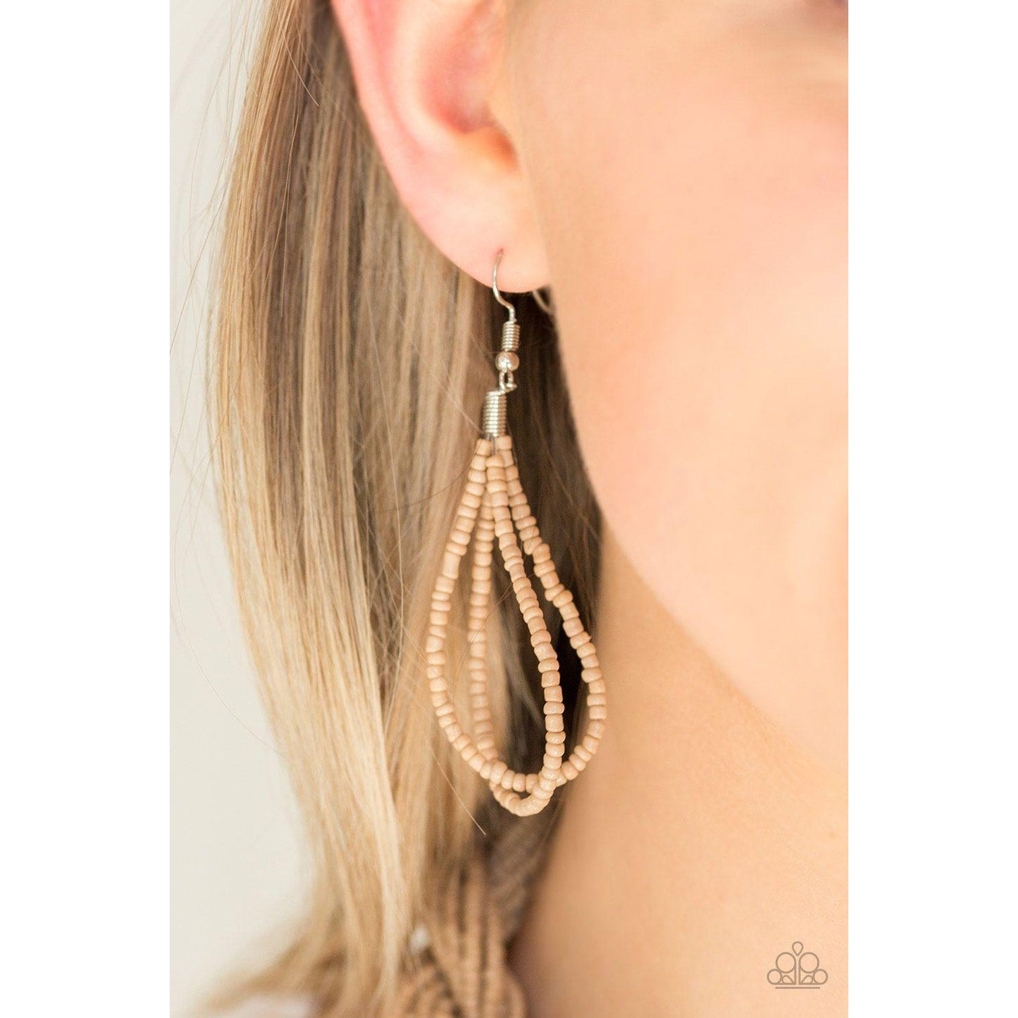 A Standing Ovation – Brown Necklace 1462