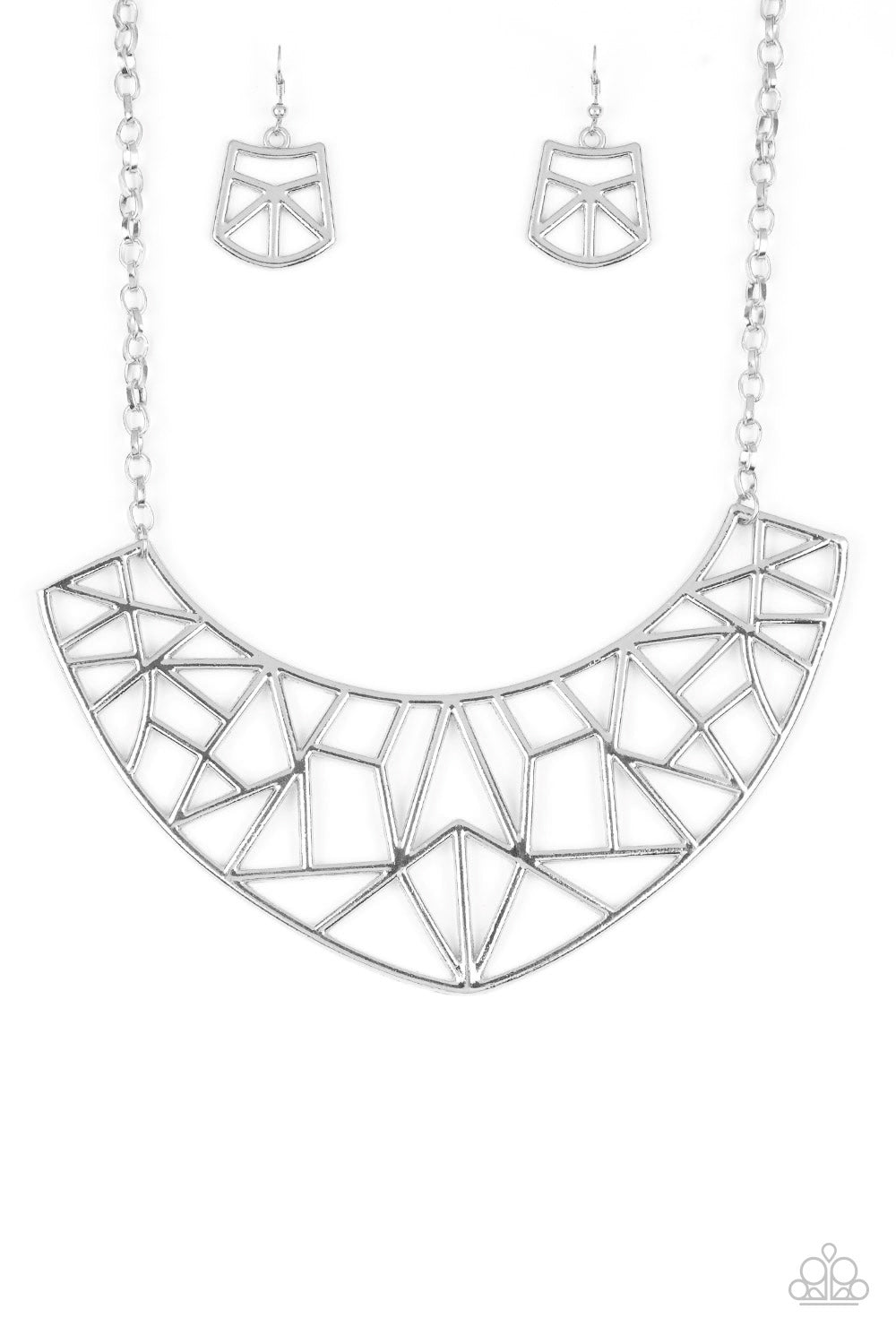 Strike While HAUTE - Silver Necklace Earring Set 525
