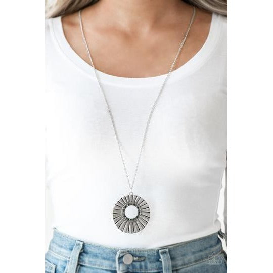 CHICLY CENTERED - MULTI & SILVER NECKLACE 979