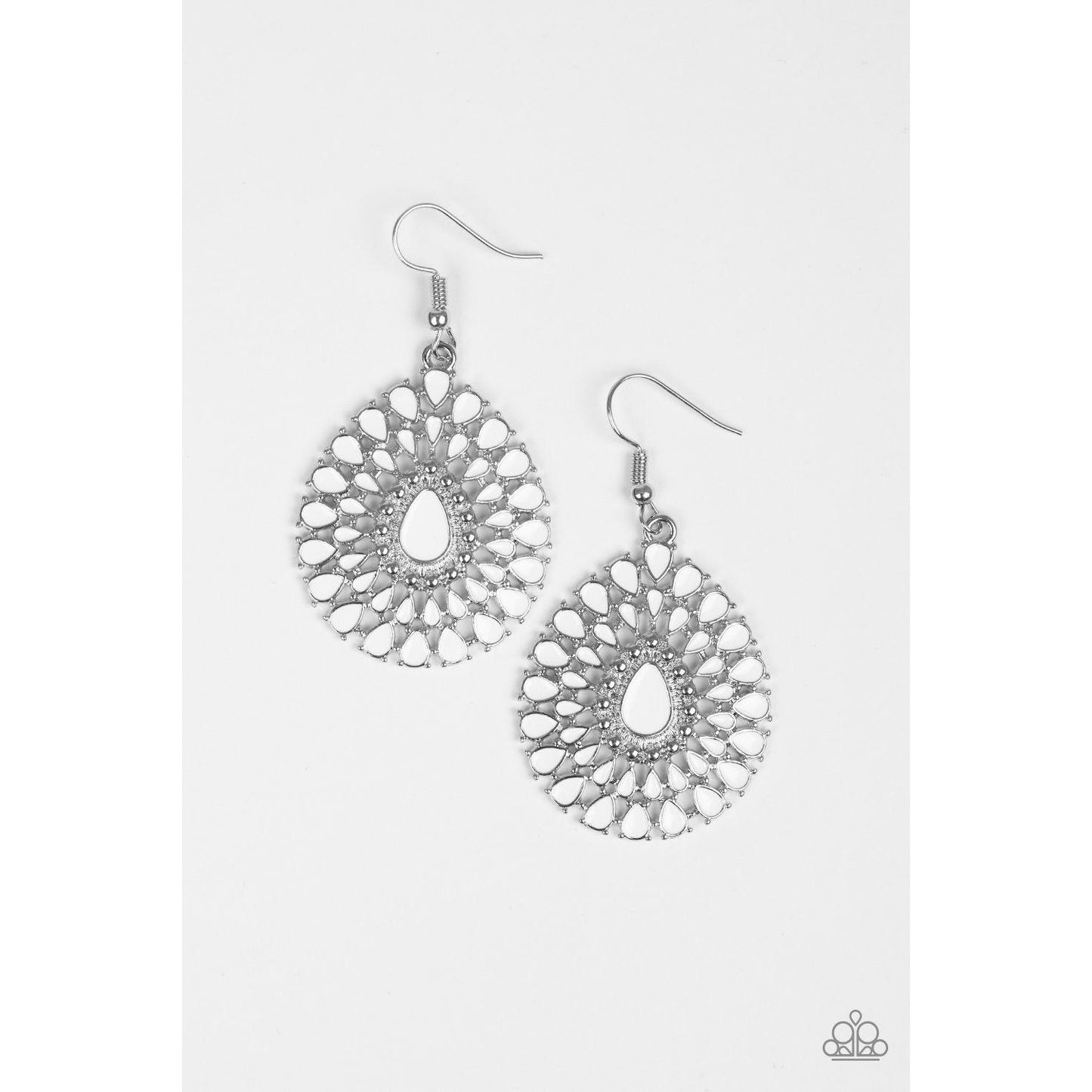 City Chateau – White Earrings 1377