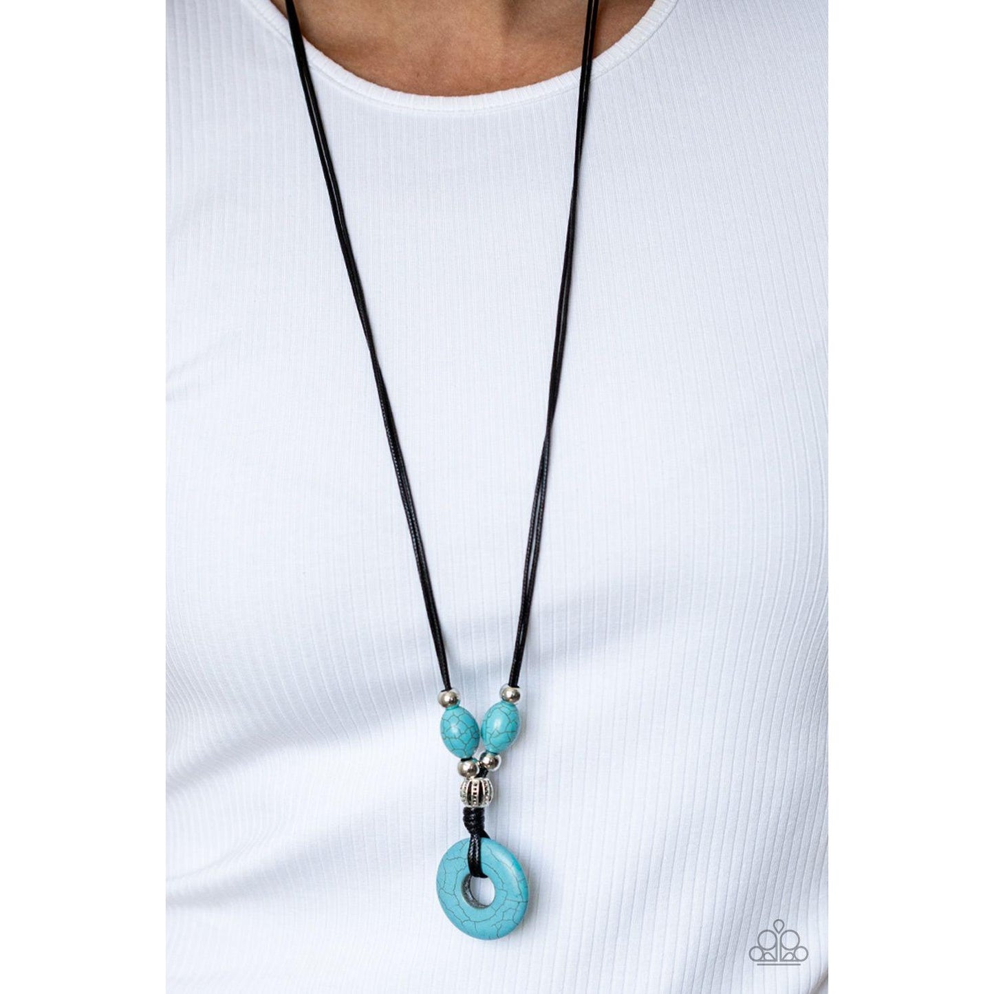Middle Earth – Blue Necklace