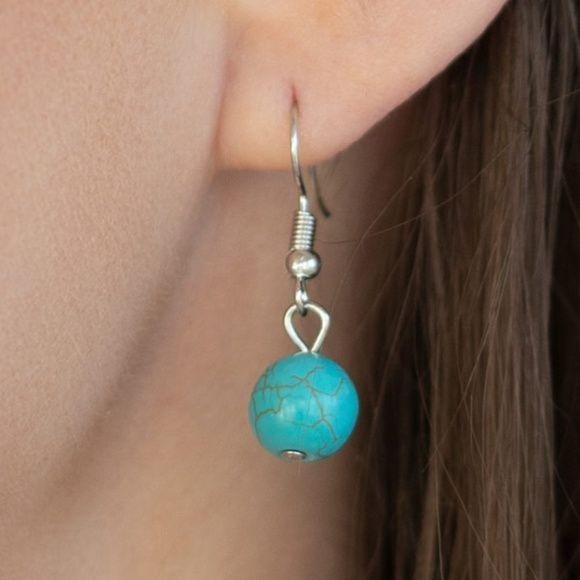 Sedimentary Colors – Blue Necklace Earring Set