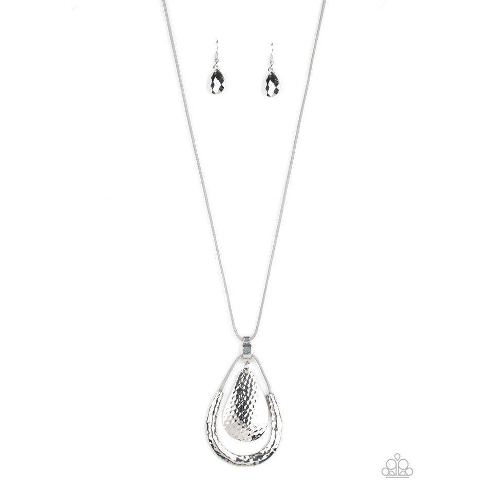 Paparazzi Necklace Texture Trekker - Silver Necklace 842