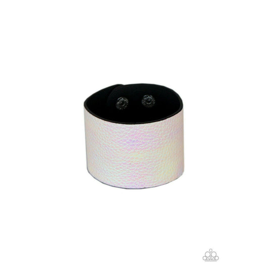 Cosmo Cruise - White Snap Bracelet 1005