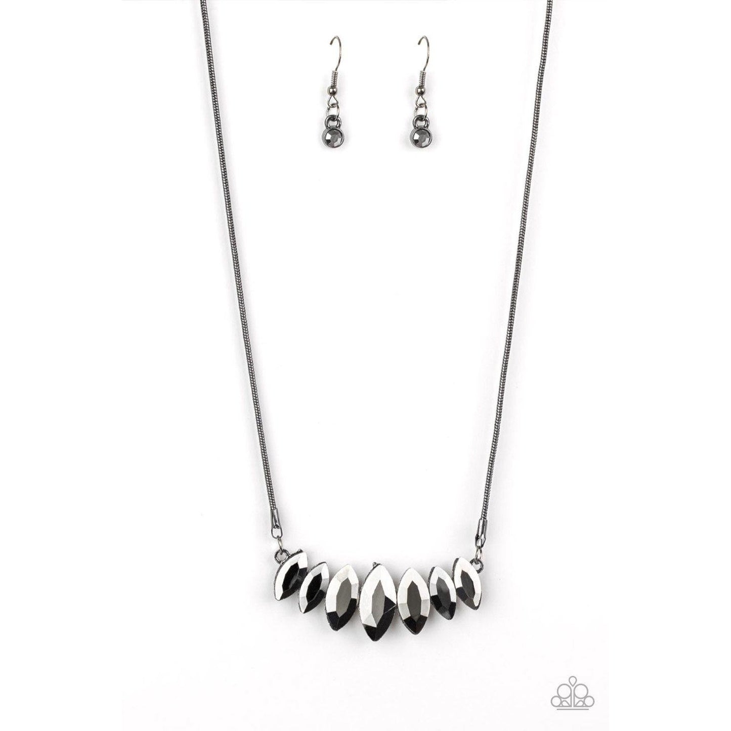 Leading Lady - Black Necklace 2140