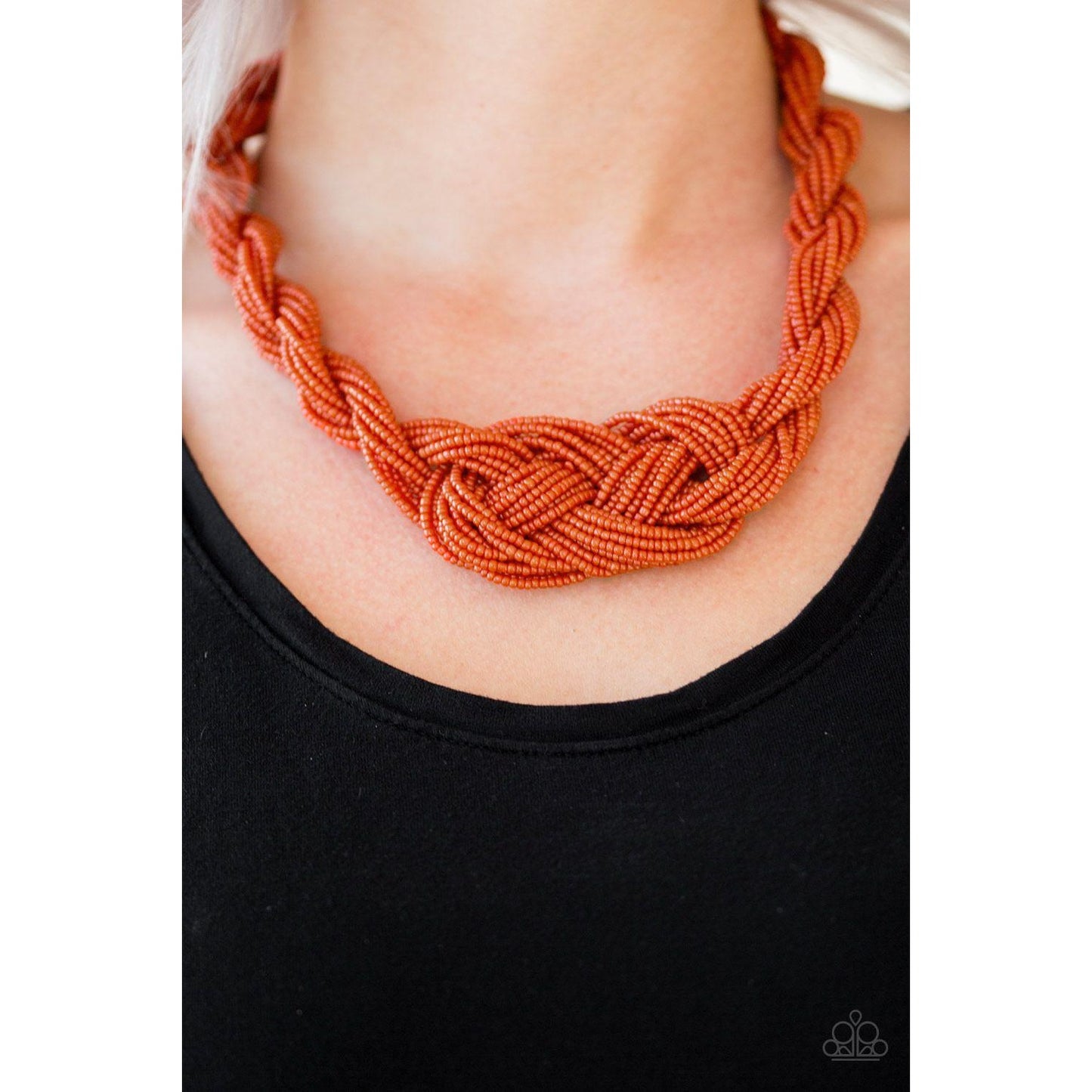 A Standing Ovation – Orange Necklace 1459
