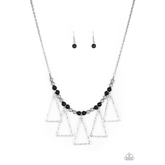 Terra Nouveau – Black Necklace 1487