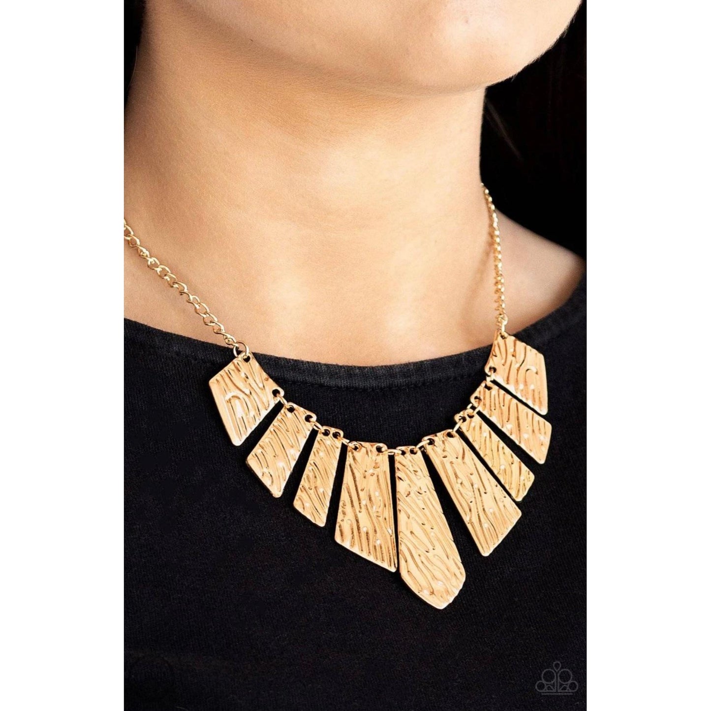 Texture Tigress Gold Necklace 1042