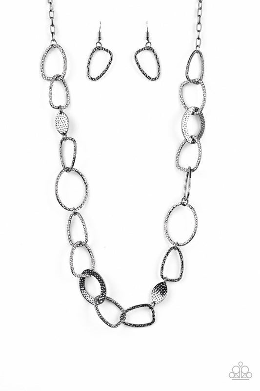 Metro Nouveau - Black Necklace Earrings